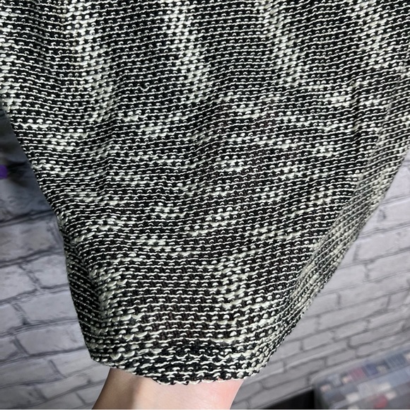 ¥💙2/$40💙Lady Dutch High Society Quarter Sleeve Detailed Top Size Small - Picture 11 of 16